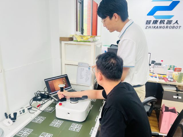 8868体育官方网站【中华武数】足不出户、玩着游戏就能康复理疗普陀自主研发的“背包康复师”打通居家“最后一公里”(图2) 8868体育官方网站【中华武数】足不出户、玩着游戏就能康复理疗普陀自主研发的“背包康复师”打通居家“最后一公里”(图2)